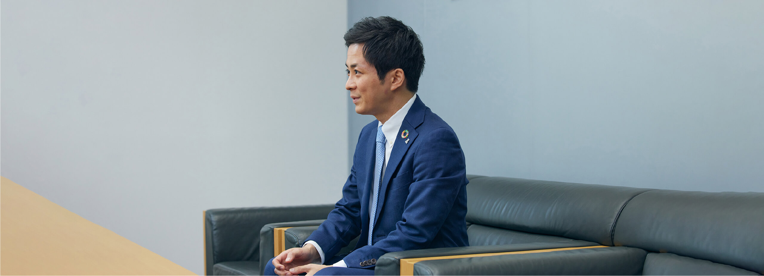 インタビュー社員写真