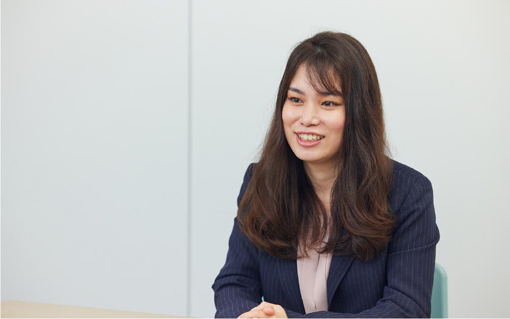 インタビュー社員写真