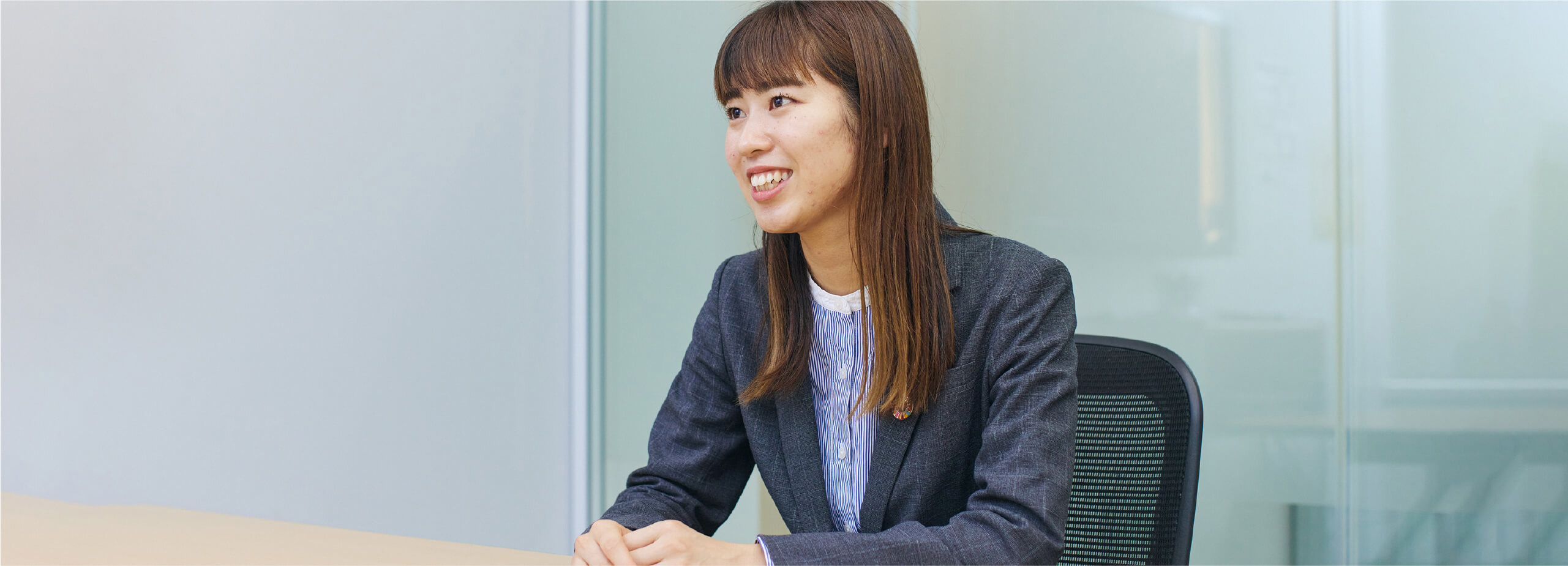 インタビュー社員写真