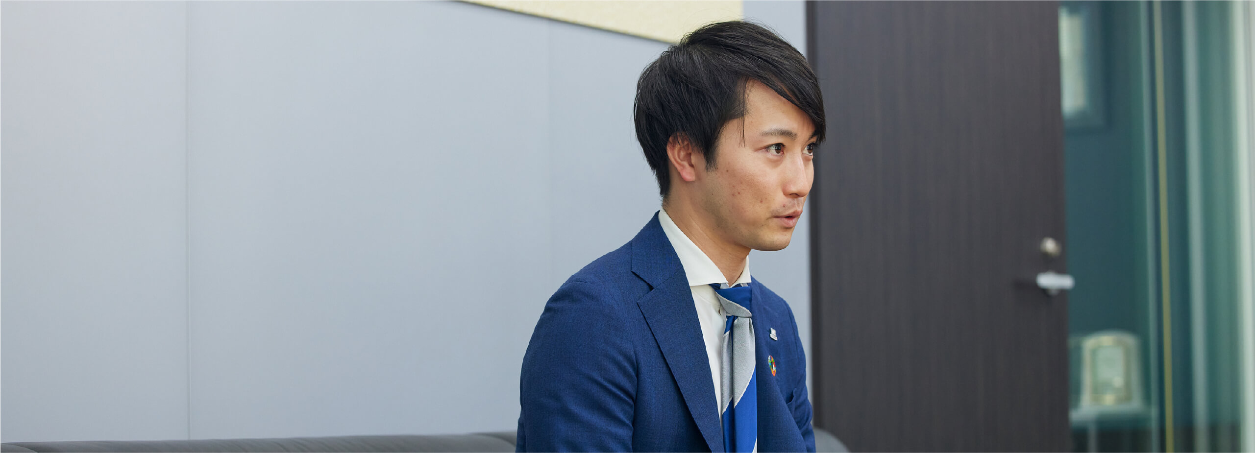 インタビュー社員写真