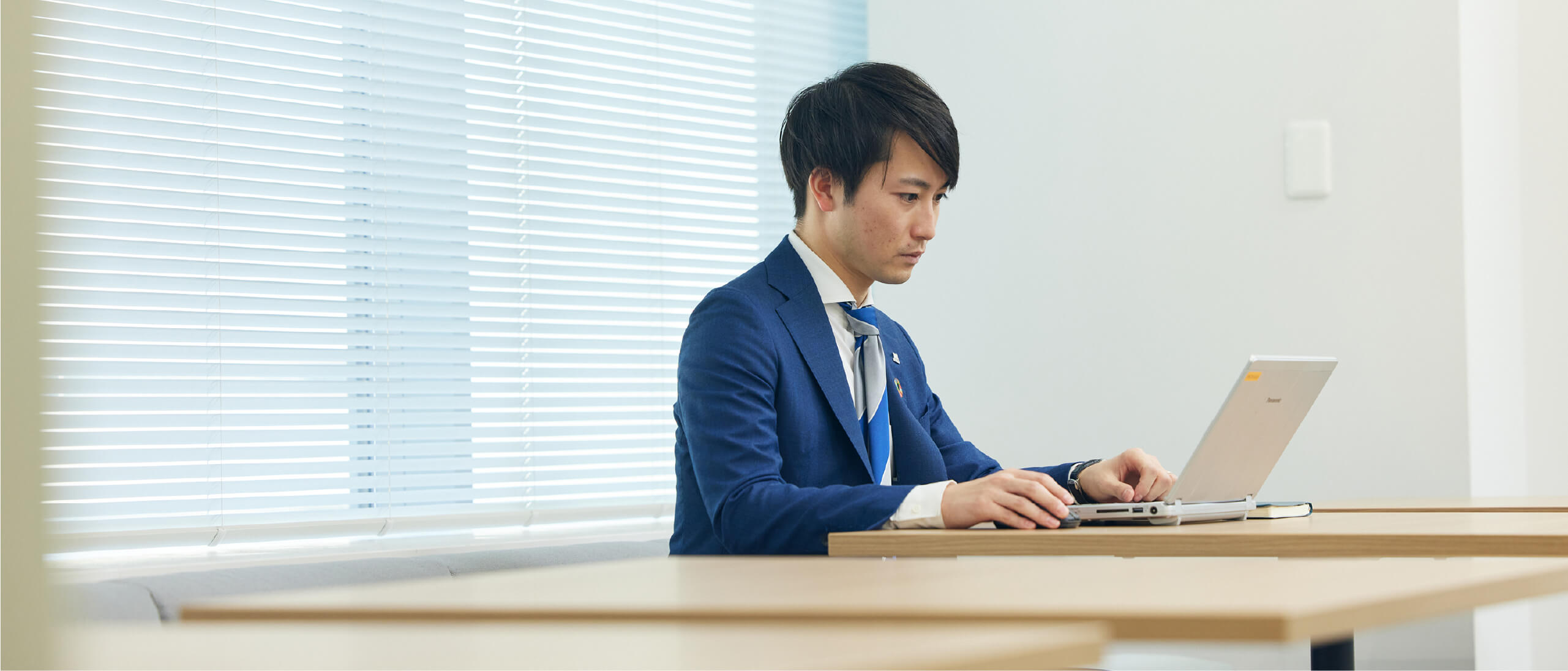 インタビュー社員写真